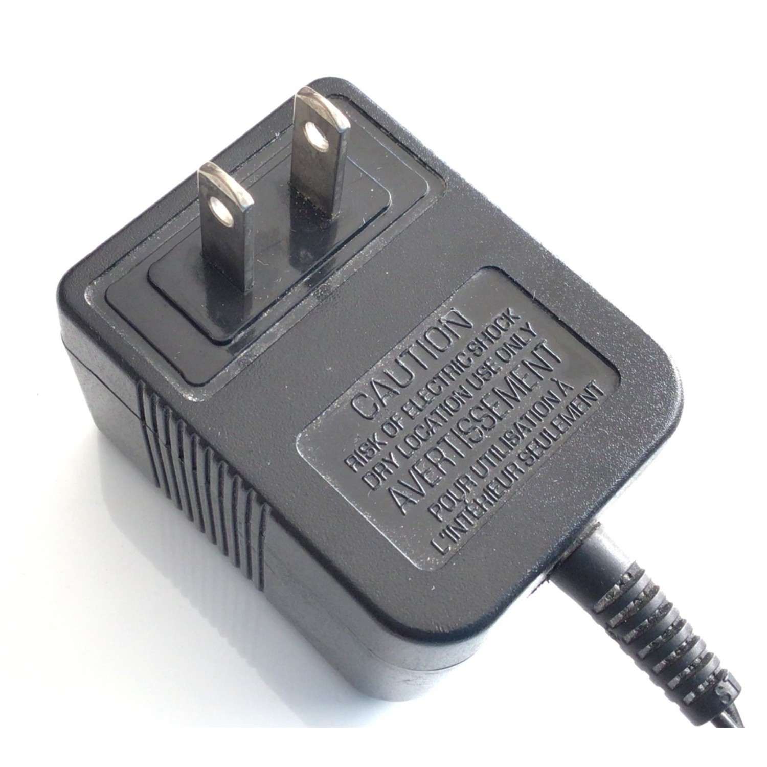 CARGADOR / ADAPTADOR DE FUENTE DE ALIMENTACION AC/DC ADAPTOR / NUMERO DE PARTE  0501 / ENTRADA VCA 120V 60HZ 50MA / SALIDA VCD 7.5V 250MA / MODELO TL-35-075250D - Imagen 4
